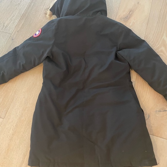 Canada Goose Medium Victoria Parka - Picture 4 of 6